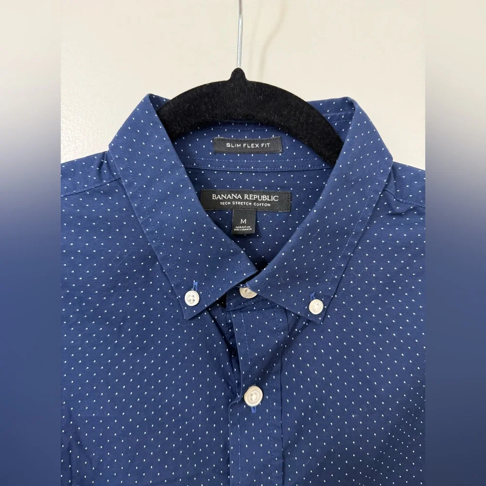 Banana Republic Blue Casual Button Down Shirt